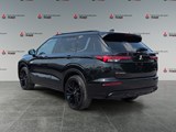 2024 Mitsubishi Outlander Plug-In Hybrid NOIR image 3
