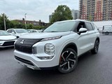 2022 Mitsubishi Outlander LE image 1