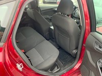 2016 Ford Focus 5dr HB SE