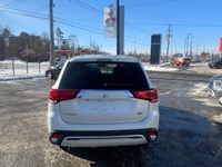 2020 Mitsubishi Outlander ES S-AWC