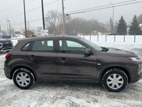 2022 Mitsubishi RVR ES AWC