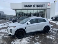 2023 Mitsubishi RVR ES FWD