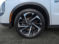 2024 Mitsubishi Outlander Plug-In Hybrid SEL S-AWC