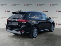2022 Mitsubishi Outlander Plug-In Hybrid SE S-AWC