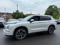 2022 Mitsubishi Outlander LE S-AWC