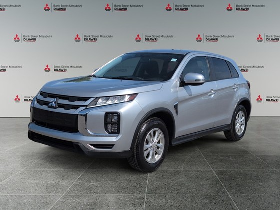 STERLING SILVER 2024 Mitsubishi RVR SE