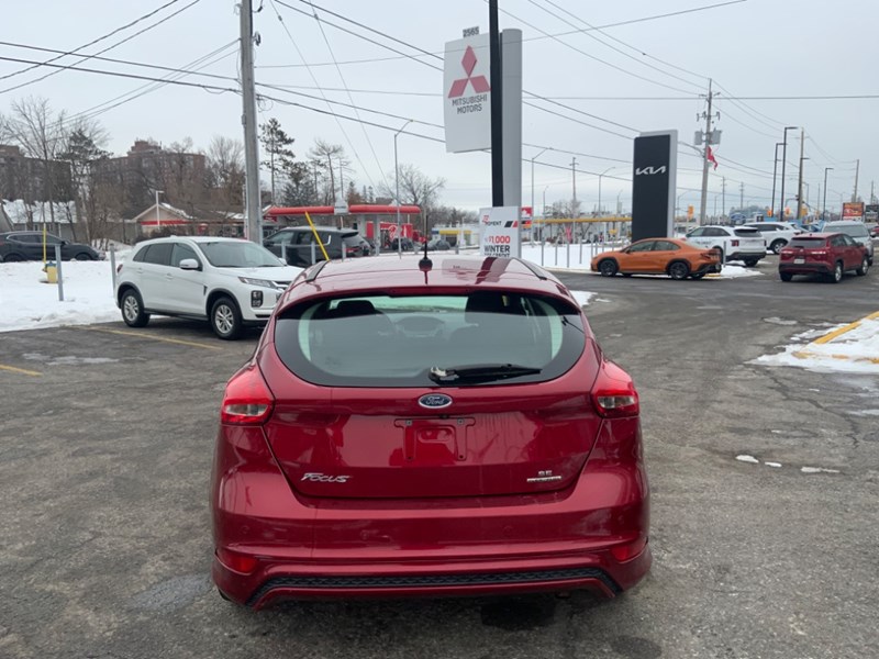 2016 Ford Focus 5dr HB SE