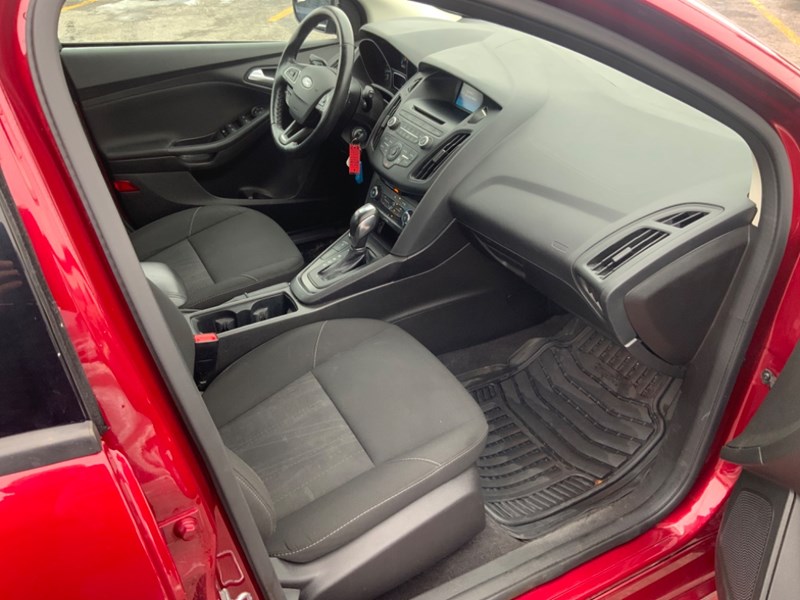 2016 Ford Focus 5dr HB SE