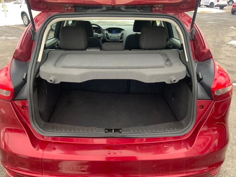 2016 Ford Focus 5dr HB SE
