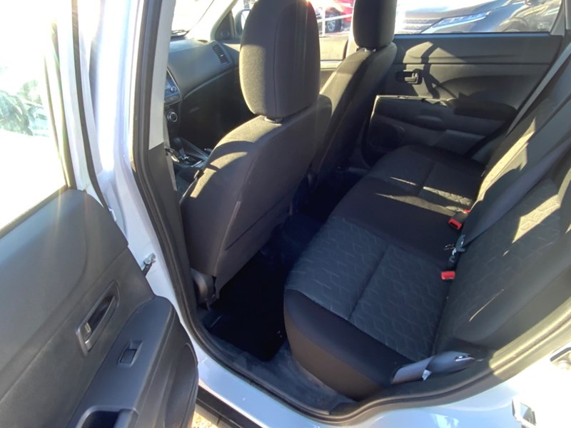 2022 Mitsubishi RVR ES AWC