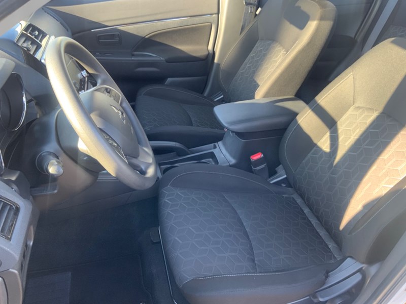 2022 Mitsubishi RVR ES AWC
