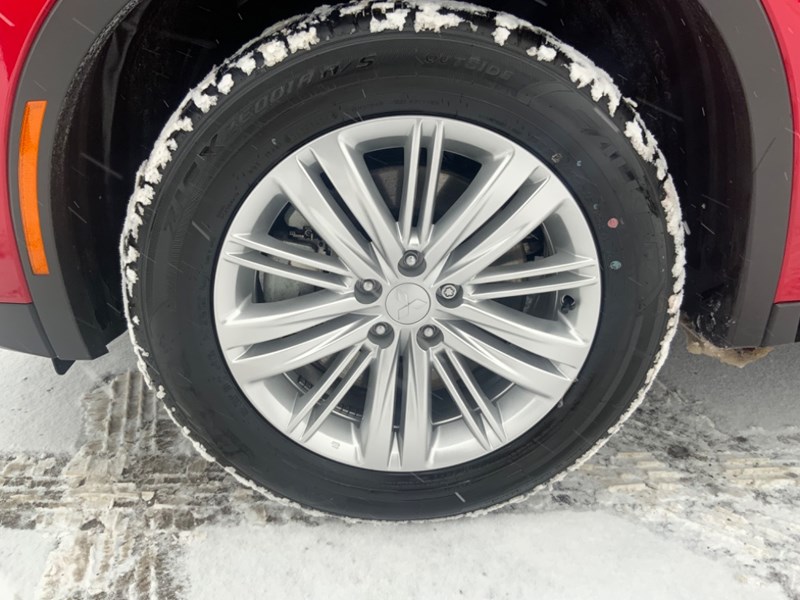 2024 Mitsubishi Outlander ES S-AWC