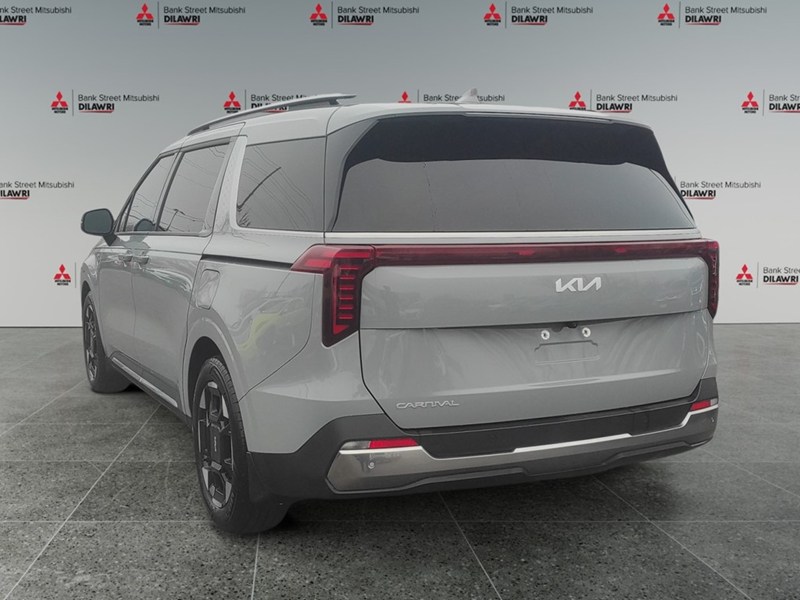 2025 Kia Carnival EX FWD
