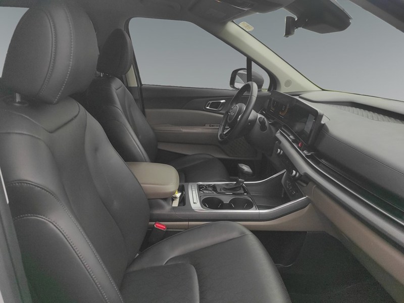2025 Kia Carnival EX FWD