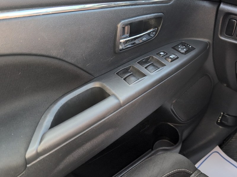 STERLING SILVER 2024 Mitsubishi RVR SE AWC