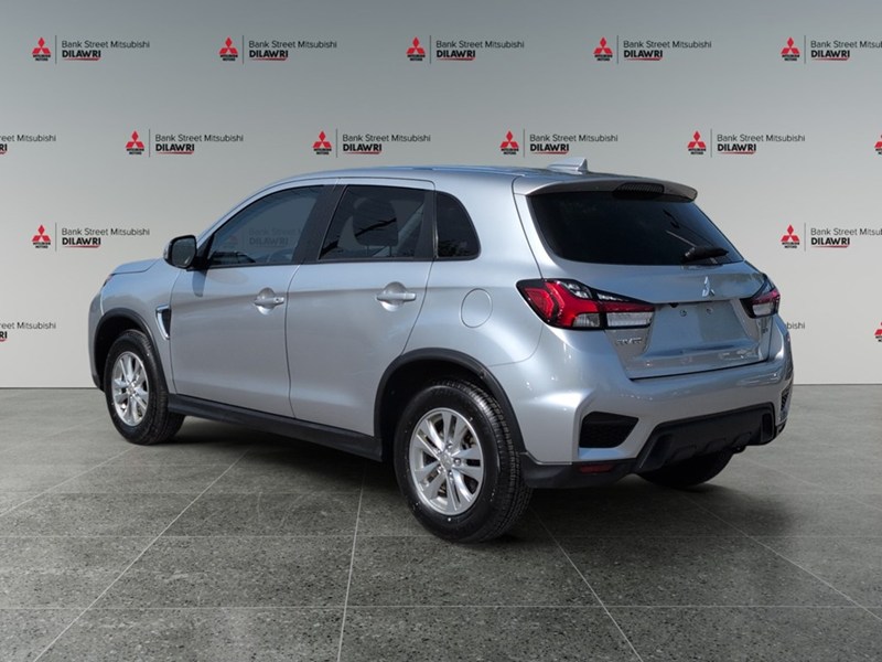 STERLING SILVER 2024 Mitsubishi RVR SE AWC