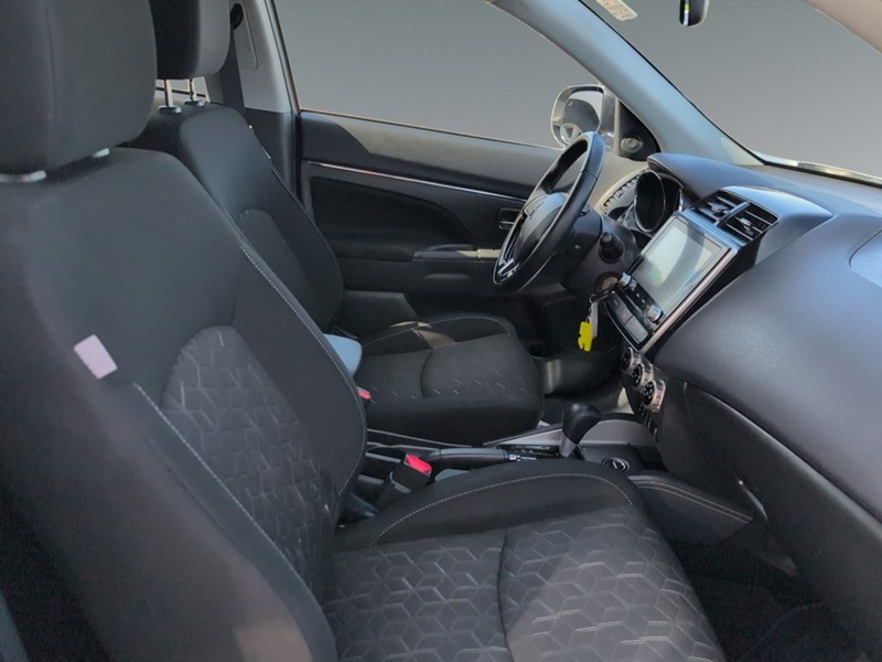 STERLING SILVER 2024 Mitsubishi RVR SE AWC