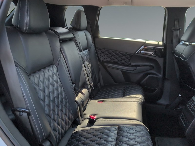 2024 Mitsubishi Outlander Plug-In Hybrid SEL S-AWC