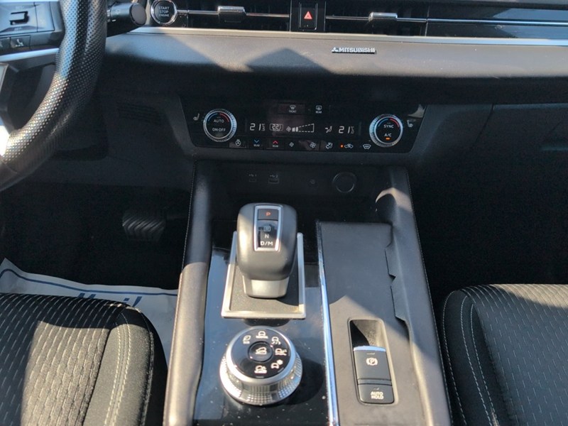 2022 Mitsubishi Outlander SE S-AWC
