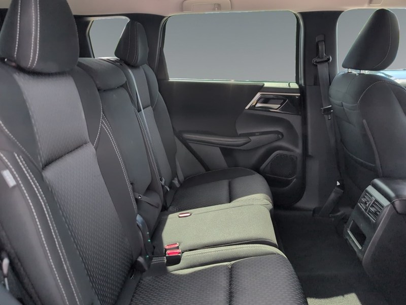 2022 Mitsubishi Outlander ES S-AWC