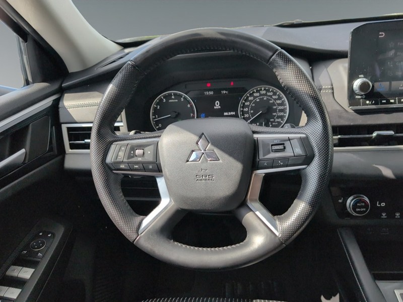 2022 Mitsubishi Outlander ES S-AWC
