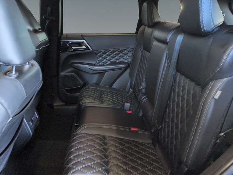 2023 Mitsubishi Outlander SEL S-AWC