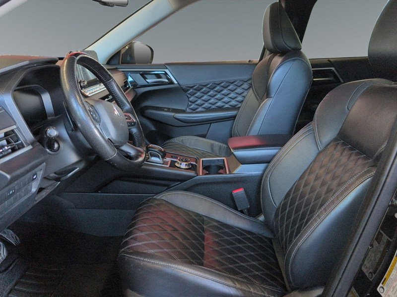 2023 Mitsubishi Outlander SEL S-AWC