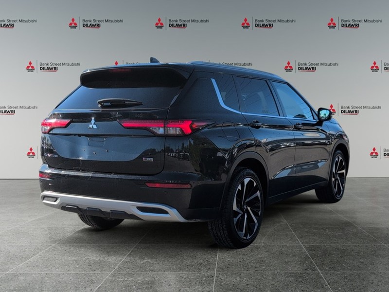 2023 Mitsubishi Outlander SEL S-AWC