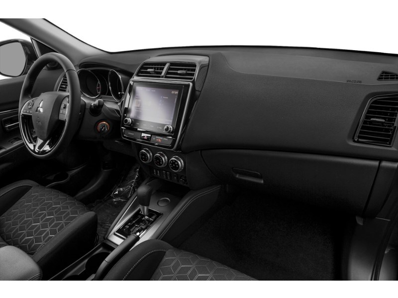 2024 Mitsubishi RVR SE AWC interior