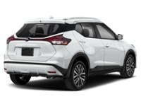 Aspen White TriCoat 2024 Nissan Kicks SV FWD exterior